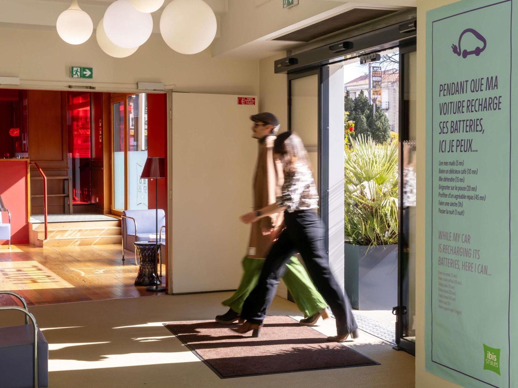מלון Ibis Styles Le Puy En Velay מראה חיצוני תמונה